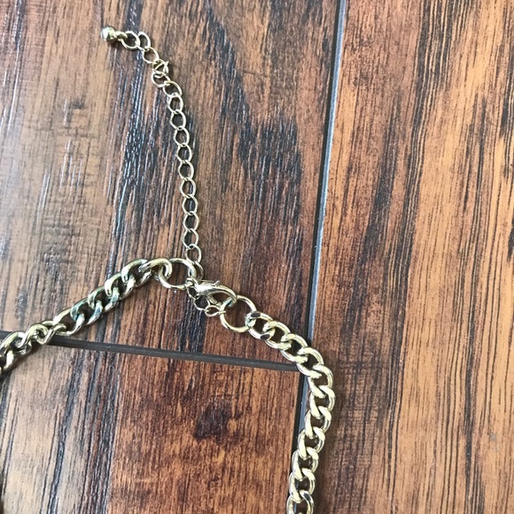 Statement necklace - Picture 4 of 6